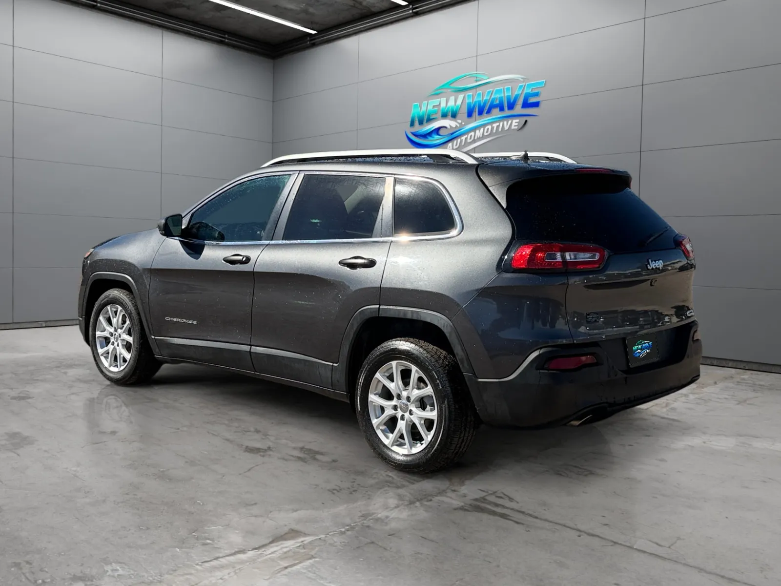 Jeep Cherokee photo 3