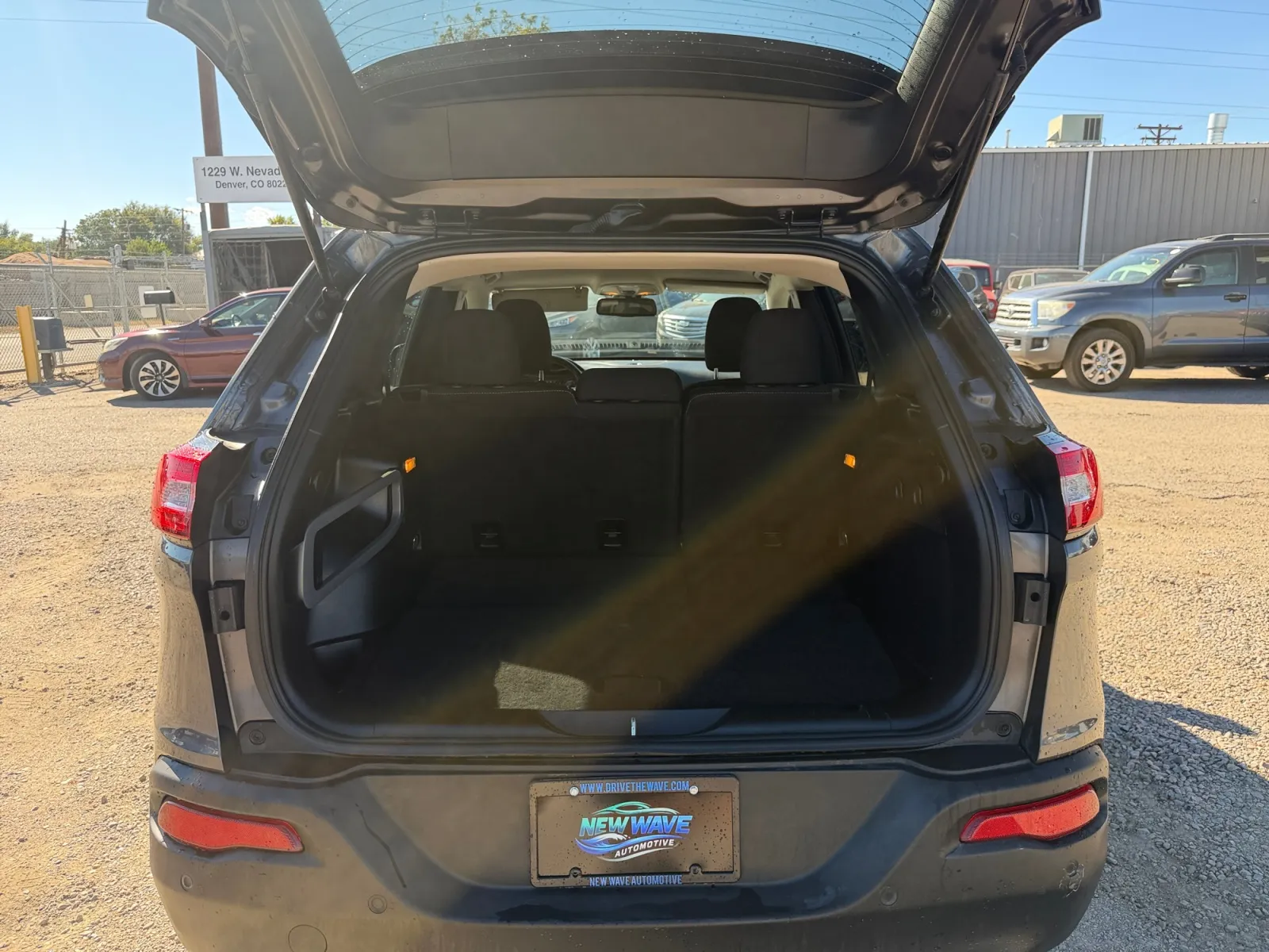 Jeep Cherokee photo 19