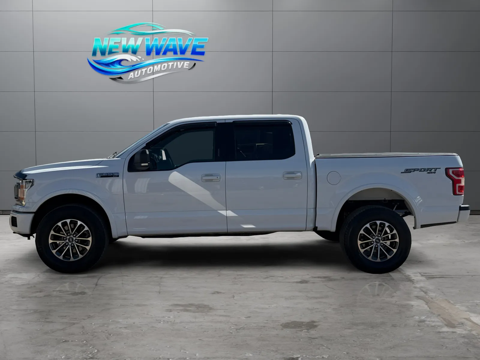 Ford F-150 photo 2