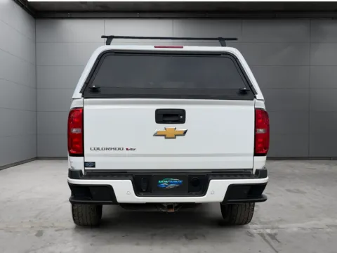 More photos of 2020 Chevrolet Colorado 4WD Crew Cab Short Box Z71 at New Wave Automotive, CO