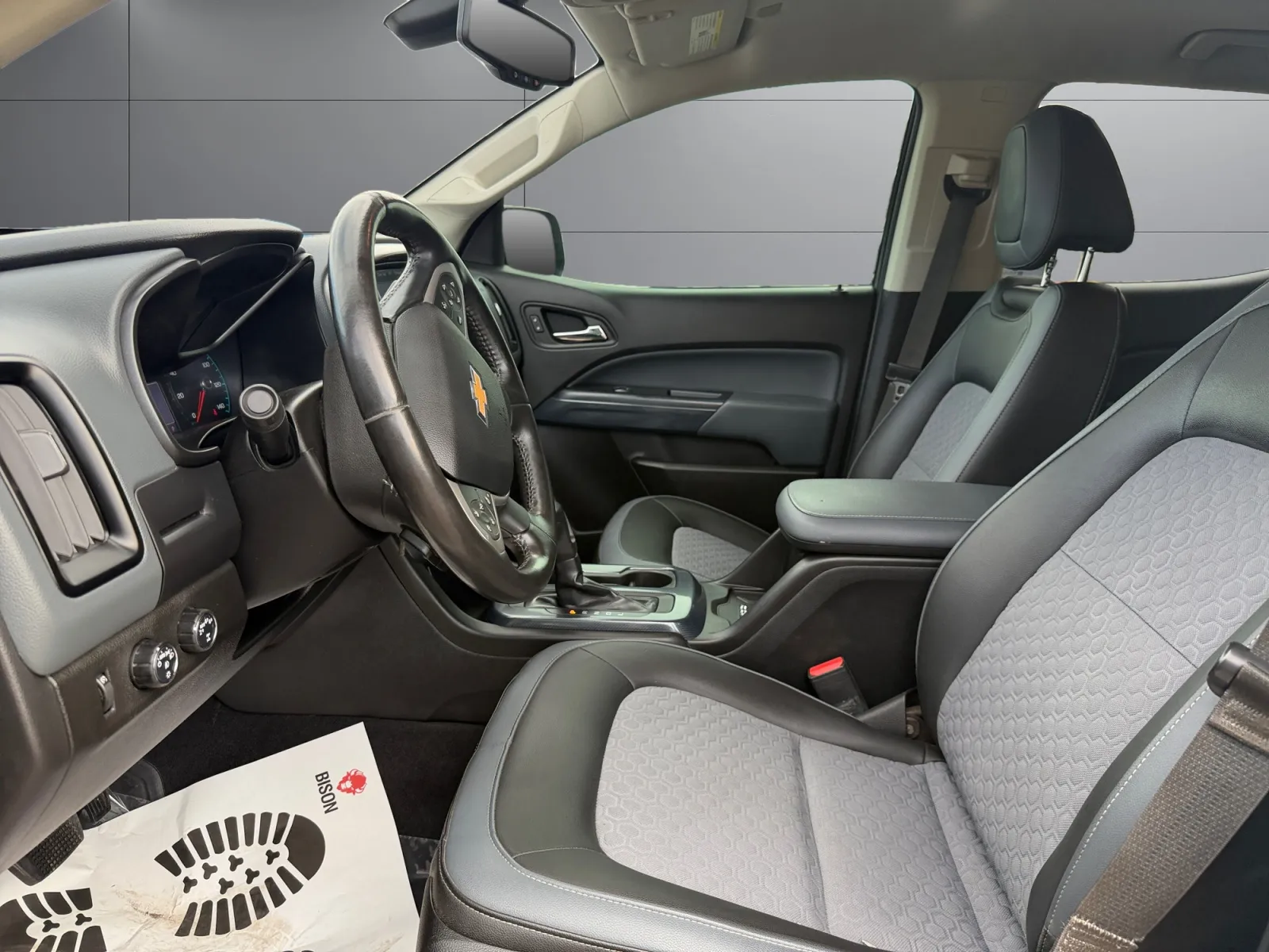 Chevrolet Colorado photo 10