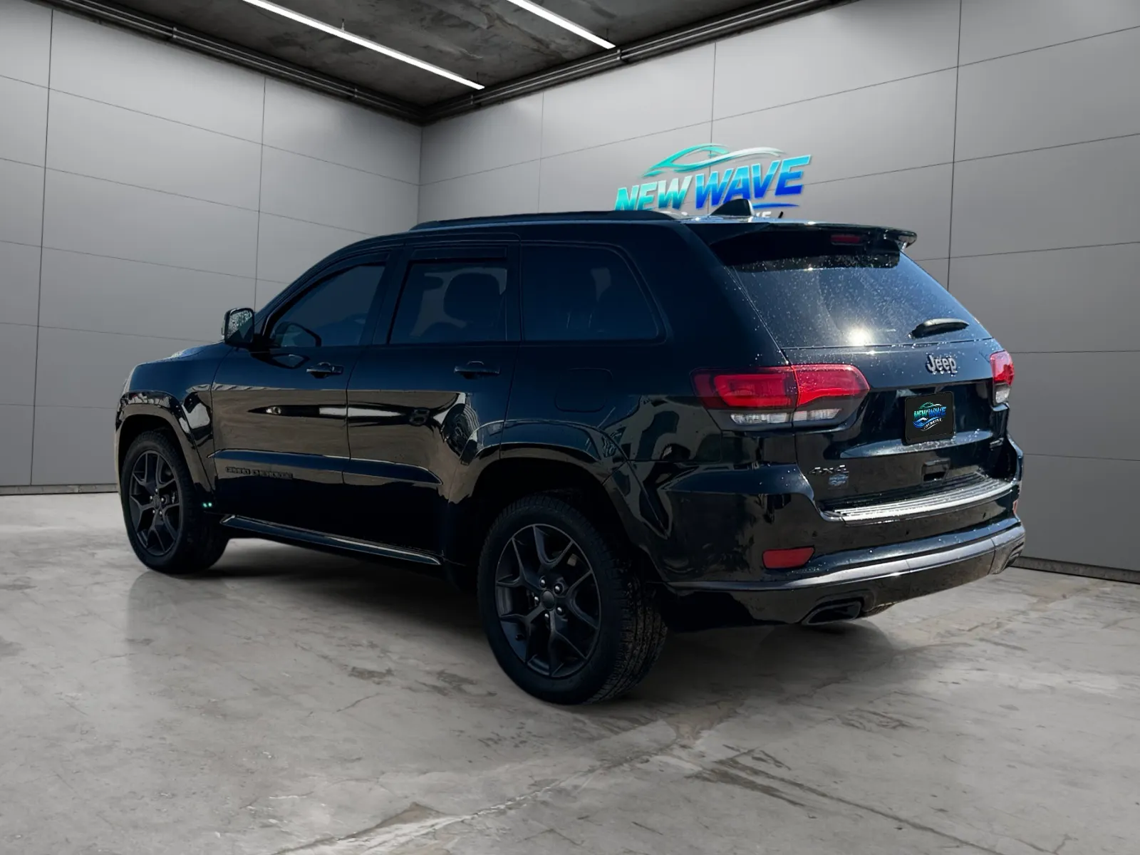 Jeep Grand Cherokee photo 3
