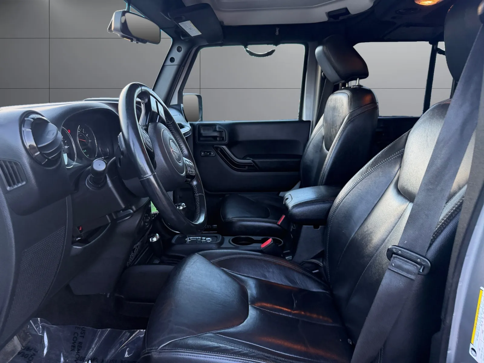 Jeep Wrangler photo 10