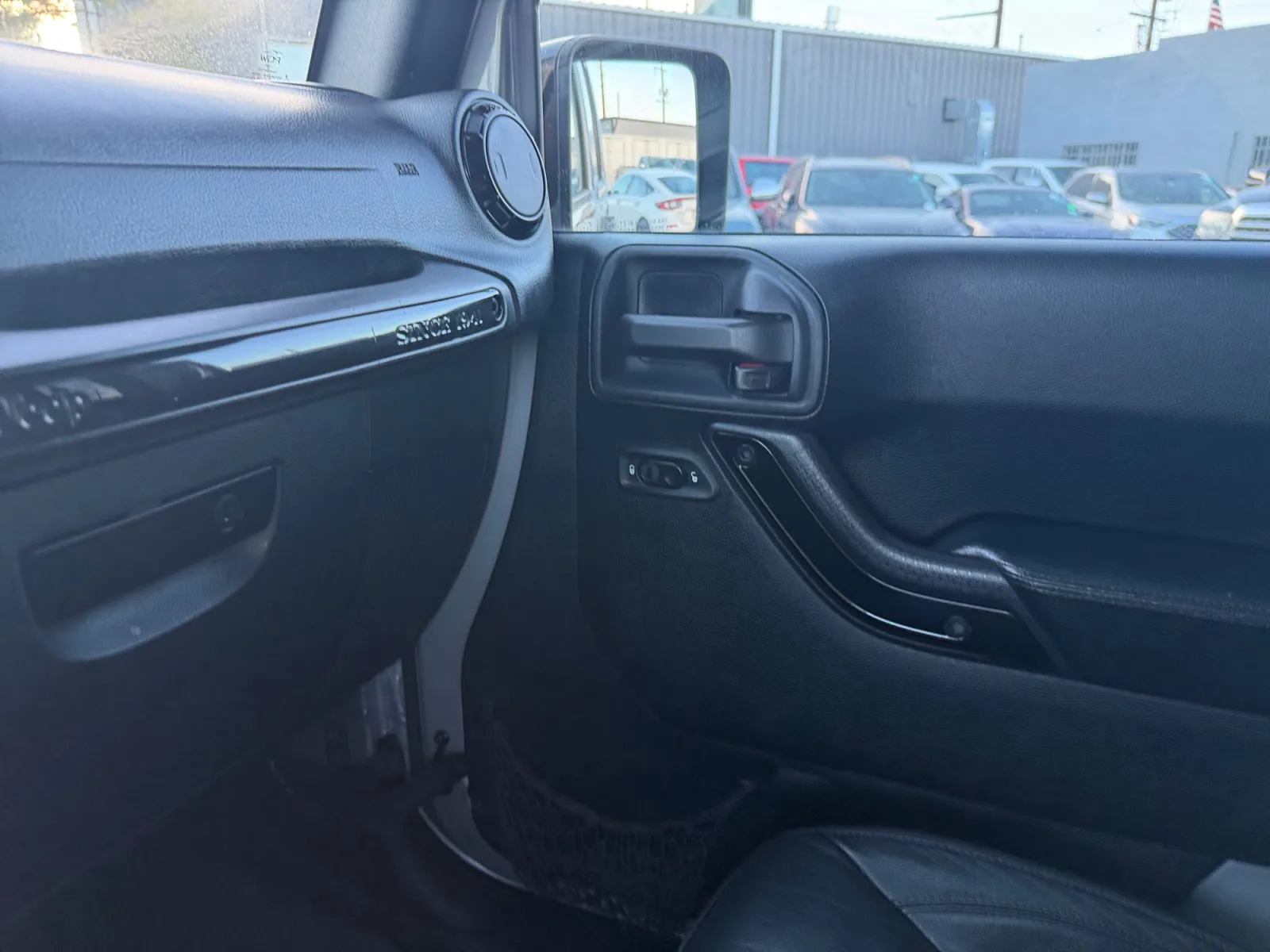 Jeep Wrangler photo 23