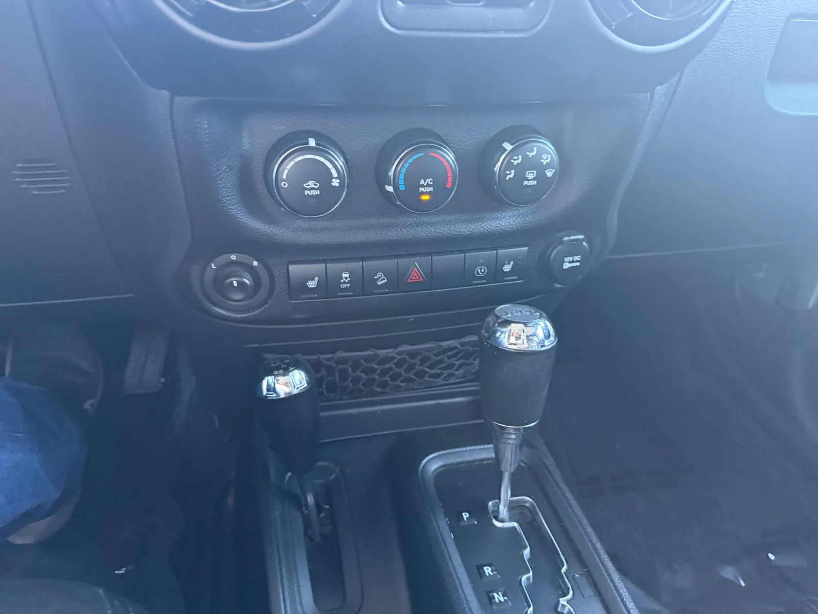 Jeep Wrangler photo 25