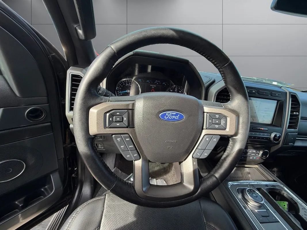 Ford Expedition MAX photo 13