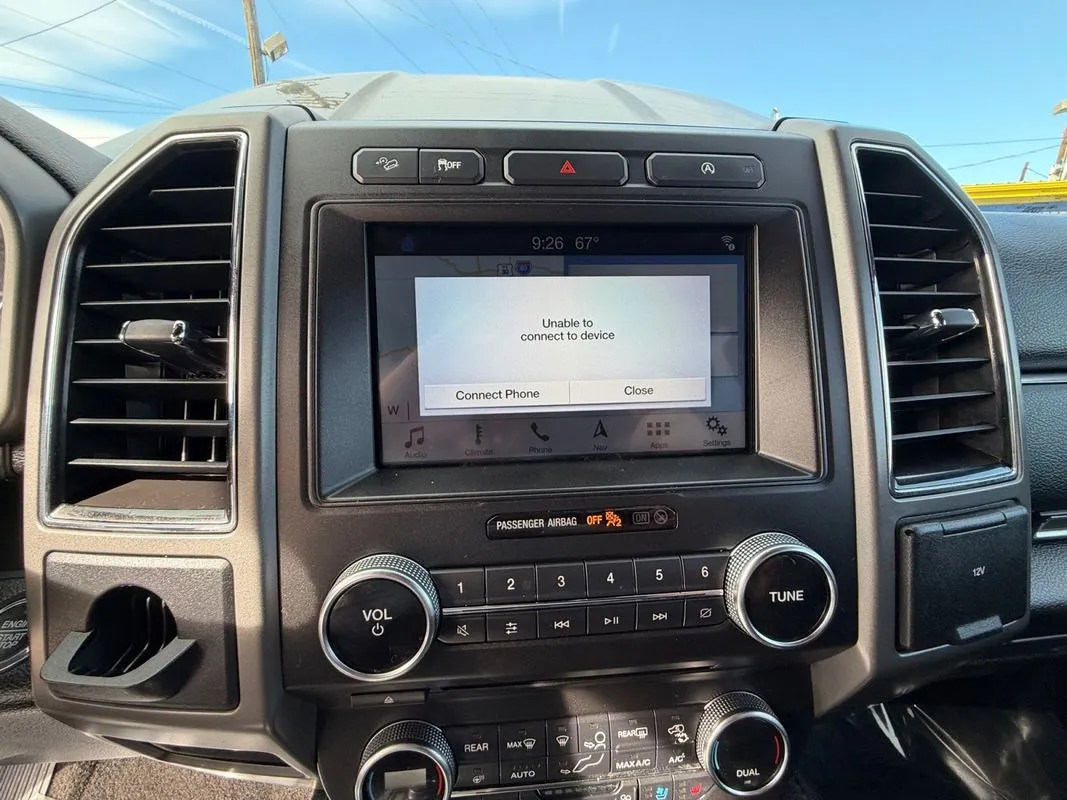 Ford Expedition MAX photo 21
