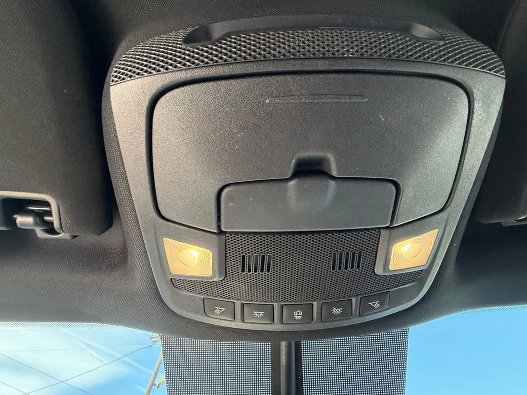 Ford Expedition MAX photo 25