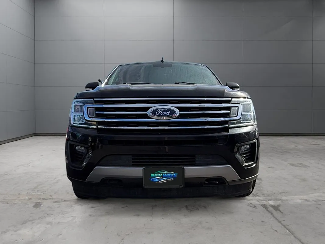 Ford Expedition MAX photo 8