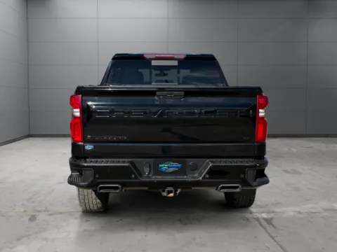 More photos of 2021 Chevrolet Silverado 1500 4WD Crew Cab Short Bed LT Trail Boss at New Wave Automotive, CO