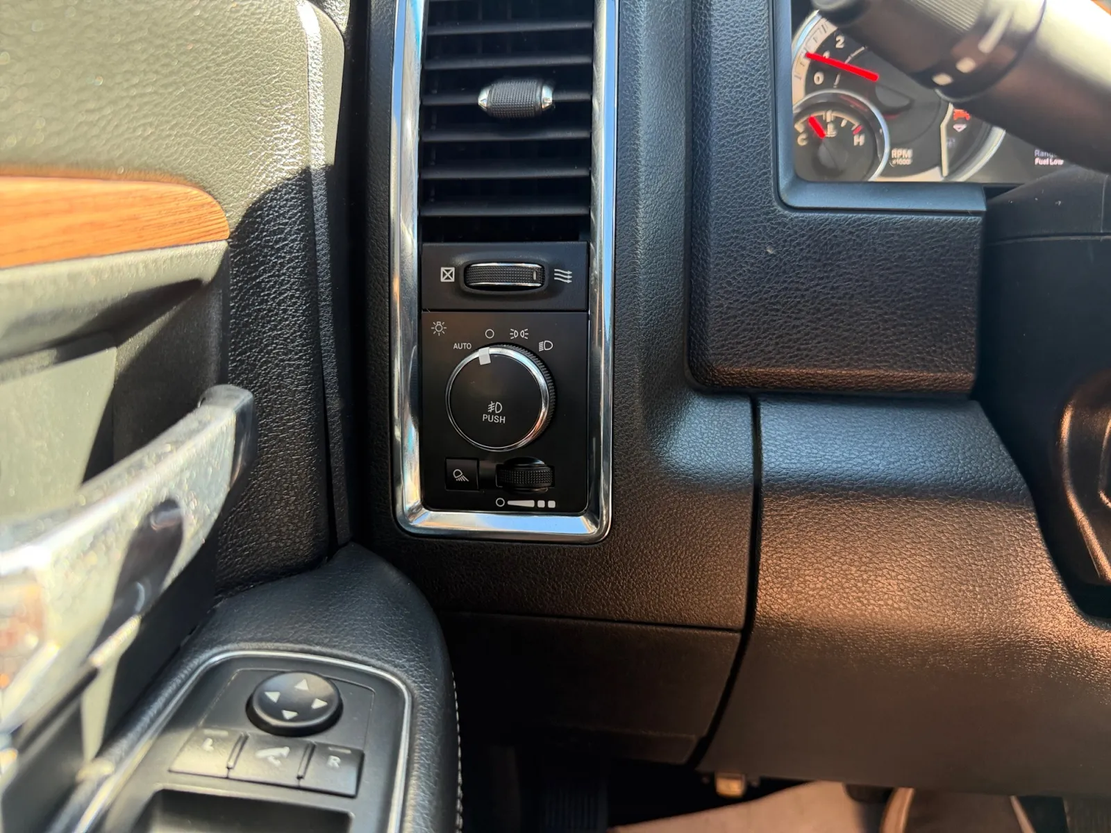 Ram 1500 photo 23