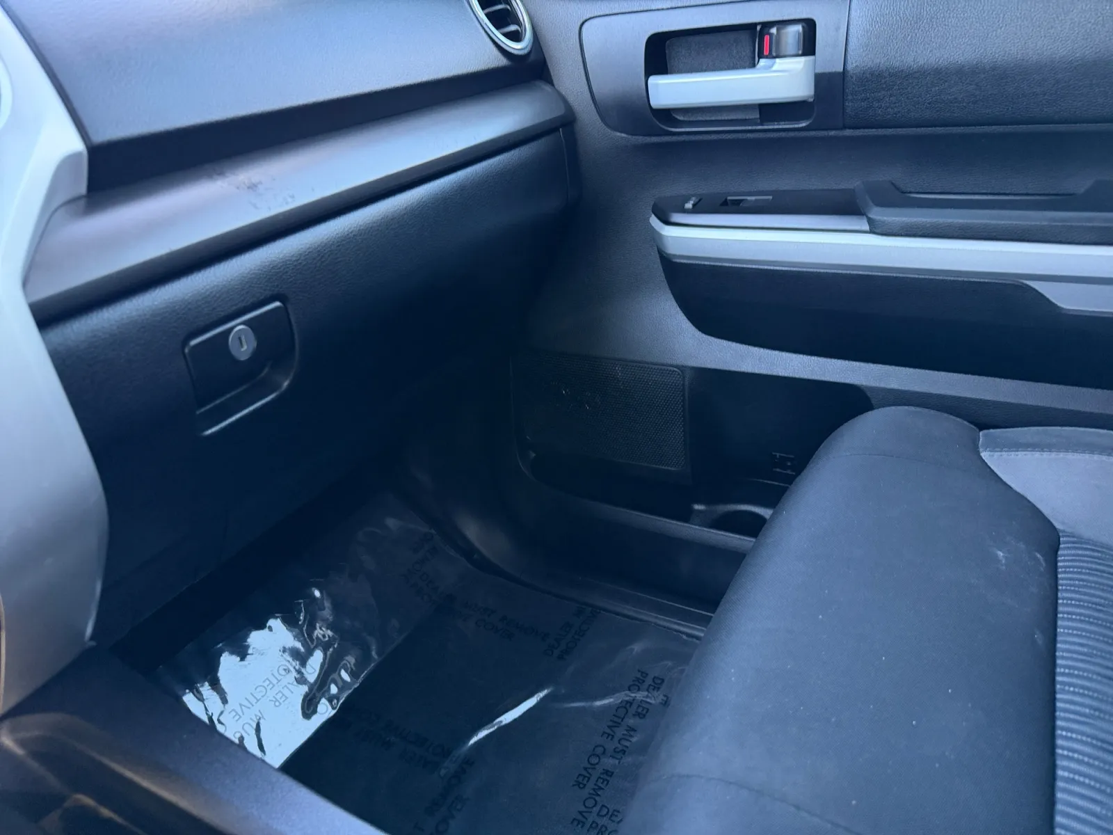 Toyota Tundra photo 25