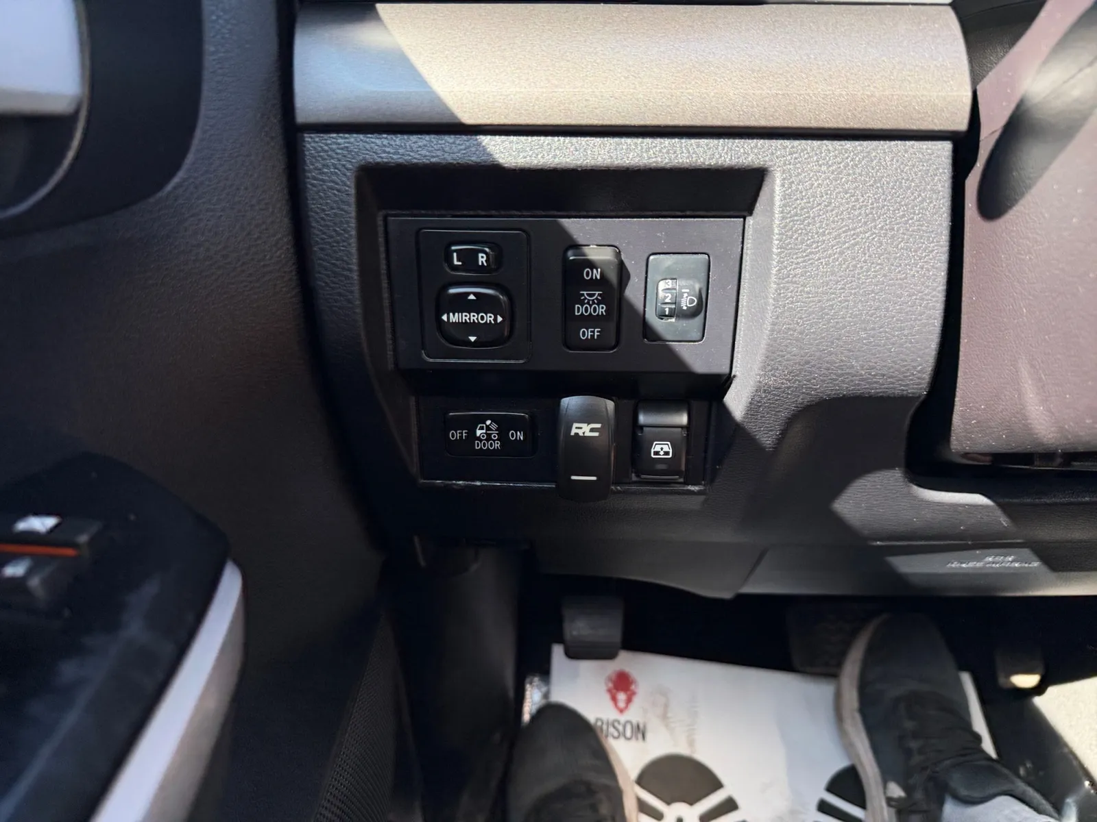 Toyota Tundra photo 23