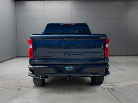 More photos of 2021 Chevrolet Silverado 1500 4WD Crew Cab Short Bed LT Trail Boss at New Wave Automotive, CO