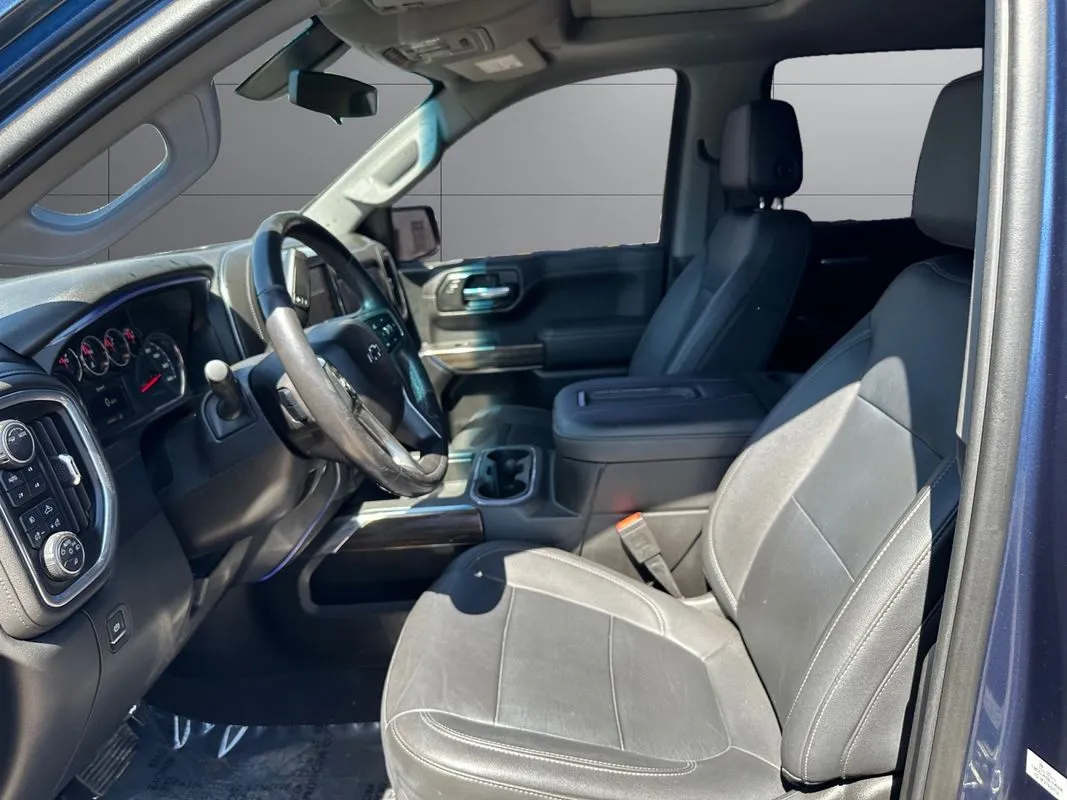Chevrolet Silverado photo 10