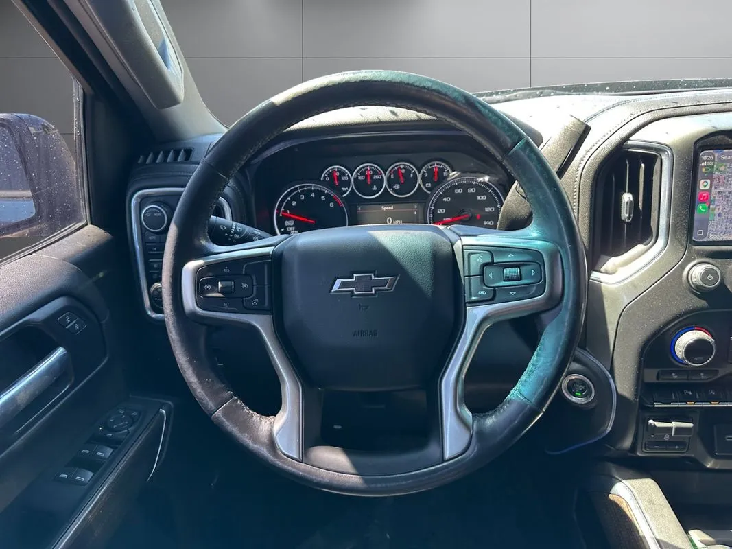 Chevrolet Silverado photo 13