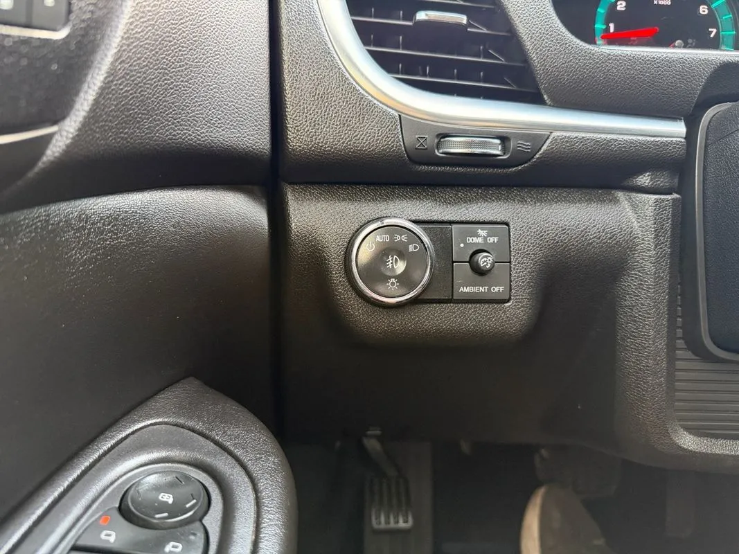 Chevrolet Traverse photo 25