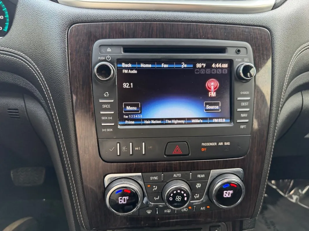Chevrolet Traverse photo 21