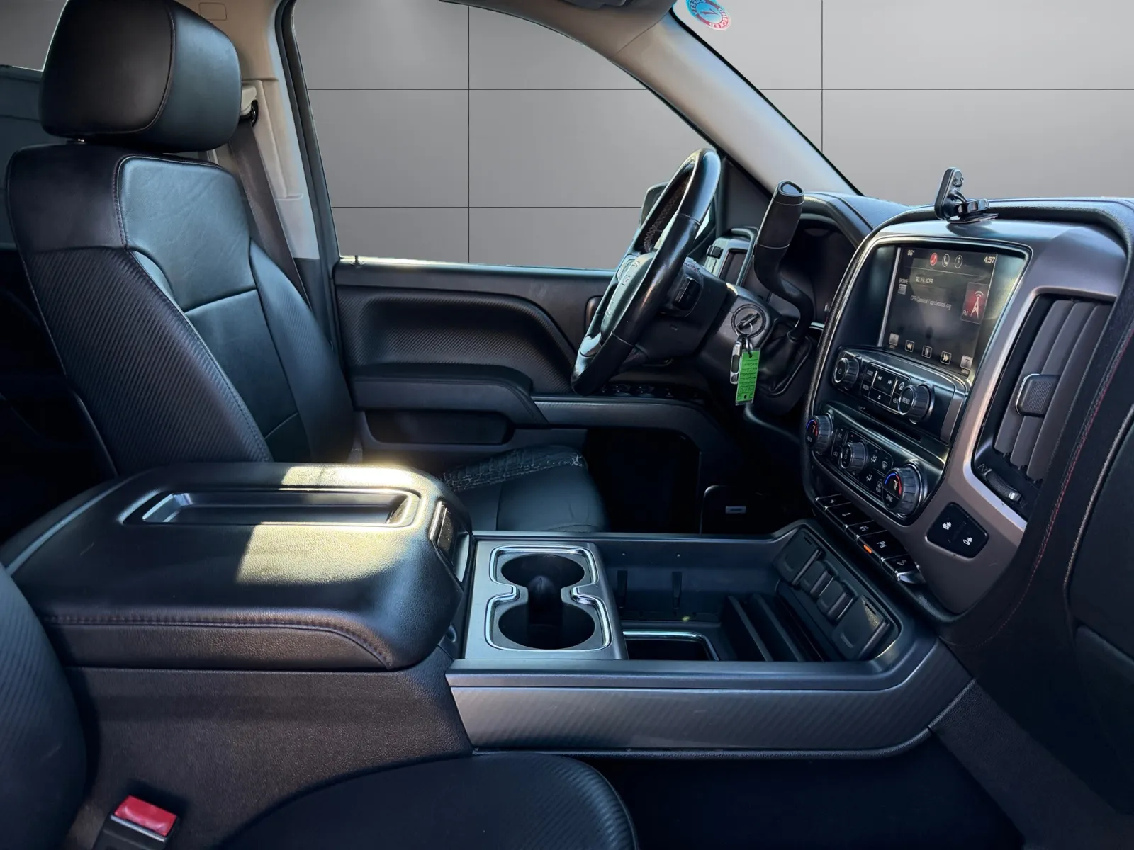 GMC Sierra photo 17