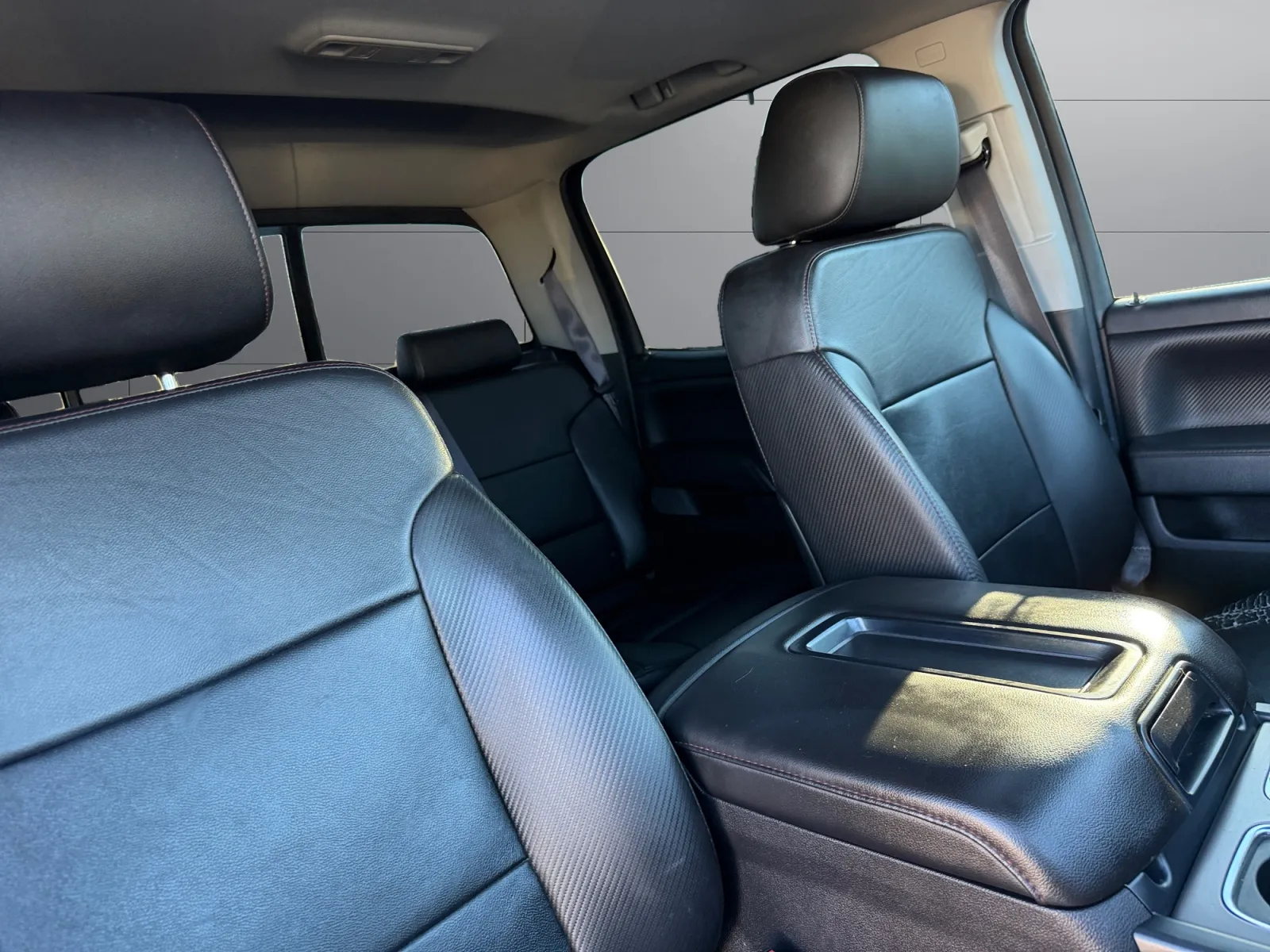 GMC Sierra photo 18