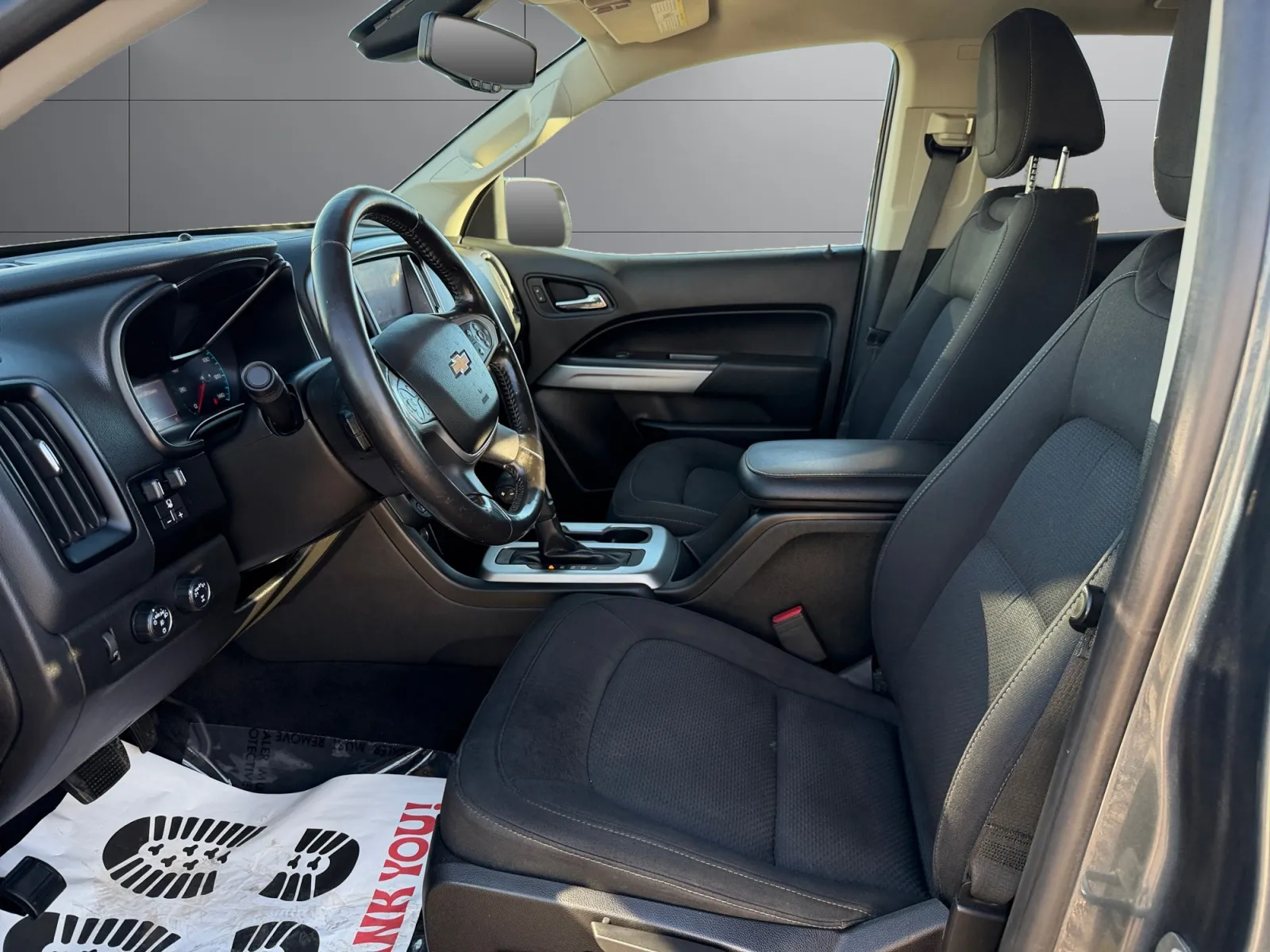 Chevrolet Colorado photo 10