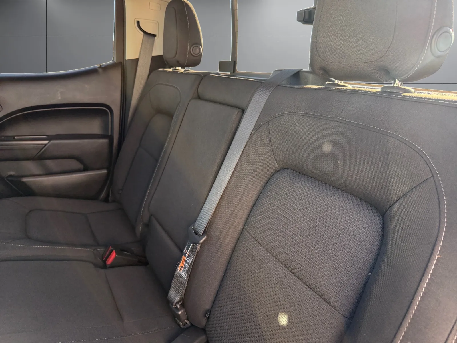 Chevrolet Colorado photo 16