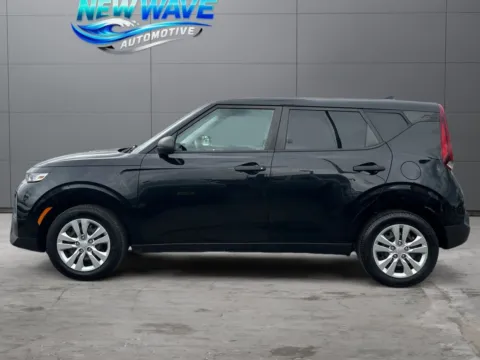 Photos of 2020 KIA SOUL LX for sale in Denver, CO at New Wave Automotive