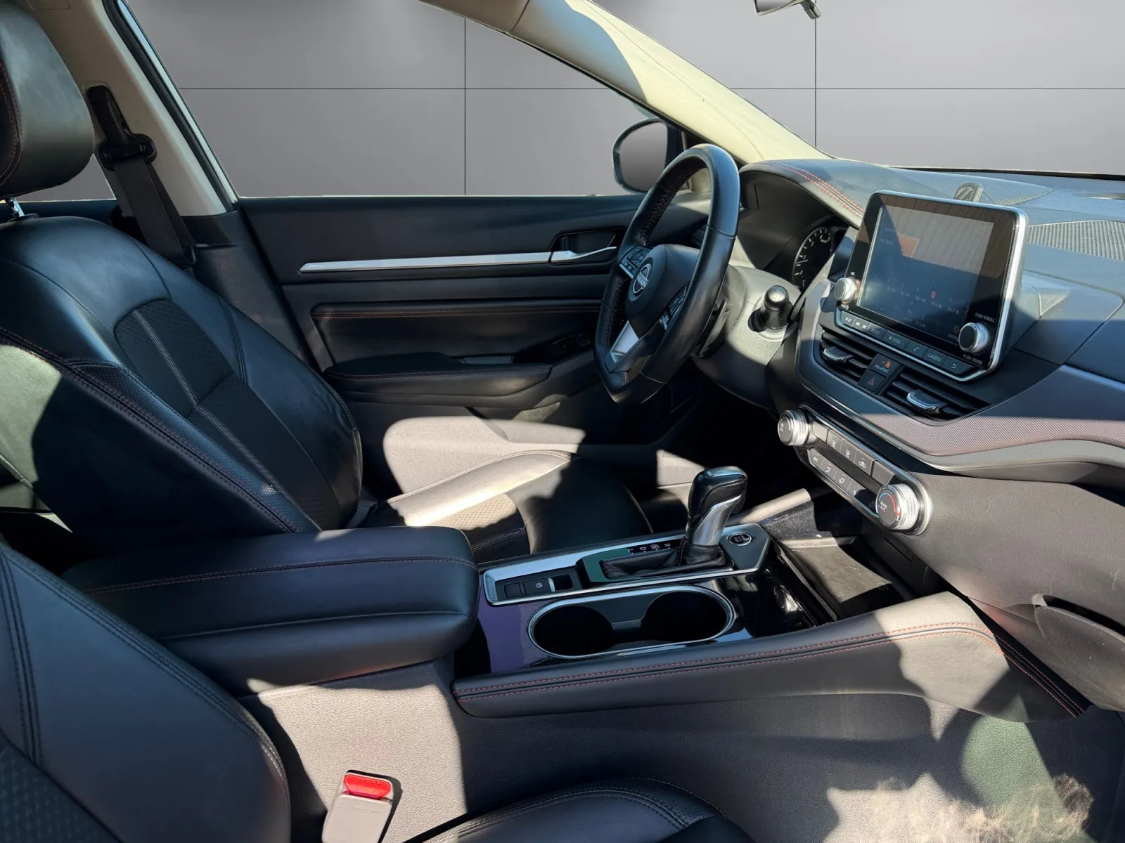 Nissan Altima photo 17