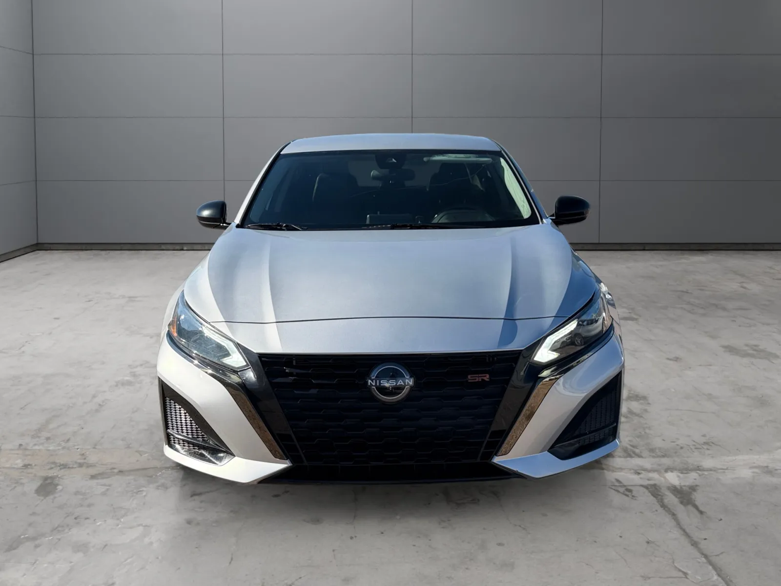 Nissan Altima photo 8
