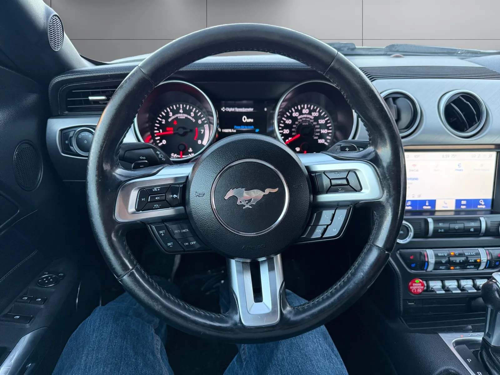 Ford Mustang photo 13