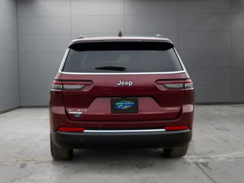 More photos of 2021 Jeep Grand Cherokee L Limited 4x4 at New Wave Automotive, CO