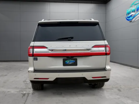 More photos of 2019 Lincoln Navigator Reserve at New Wave Automotive, CO