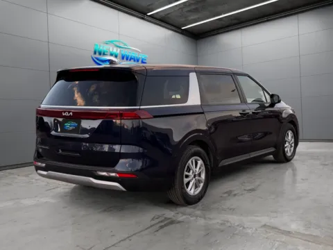 More photos of 2022 Kia Carnival MPV LX Seat Package at New Wave Automotive, CO