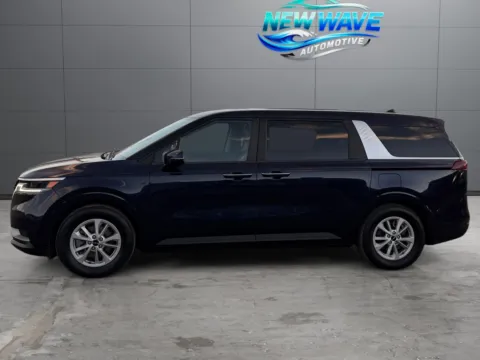 Photos of 2022 Kia Carnival MPV LX Seat Package for sale in Denver, CO at New Wave Automotive