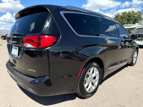 More photos of 2020 CHRYSLER PACIFICA LIMITED at Justin's Motor Company, NM