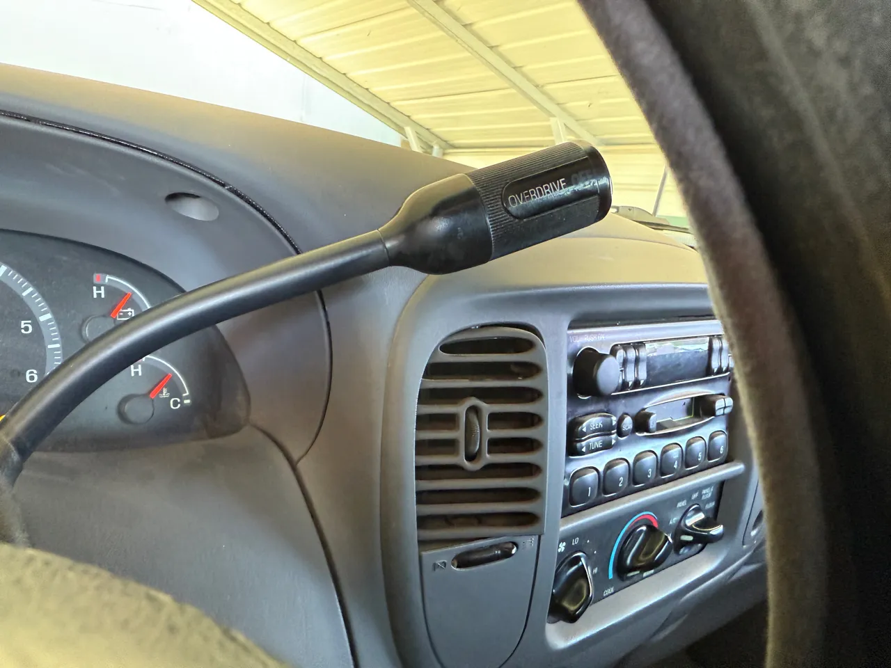 1999 Ford F-150 LARIAT - Photo 16