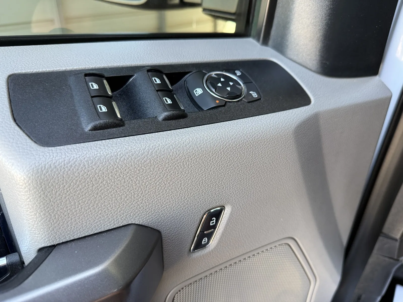 2019 Ford F-250 Super Duty XLT - Photo 74
