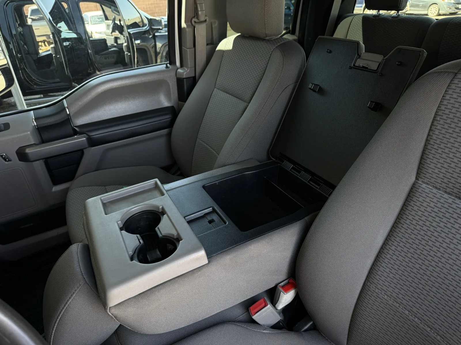 2019 Ford F-250 Super Duty XLT - Photo 79