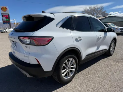More photos of 2020 FORD ESCAPE SE at Justin's Motor Company, NM