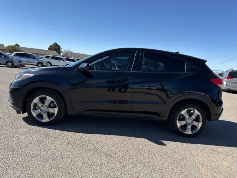 Photos of 2019 HONDA HR-V LX for sale in Alamogordo, NM at Justin's Motor Company
