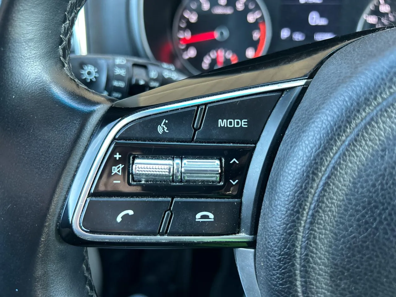 2022 Kia Sportage EX - Photo 30