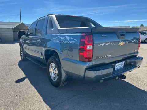 Another view of 2009 CHEVROLET AVALANCHE 1500 LT for sale in Alamogordo, NM at Justin's Motor Company