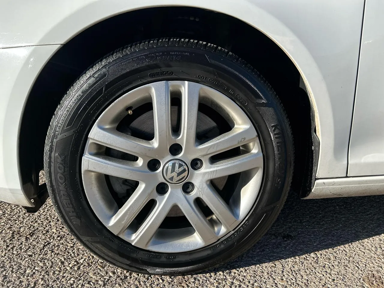 Volkswagen Jetta photo 9