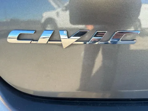 More photos of 2009 HONDA CIVIC LX at Justin's Motor Company, NM