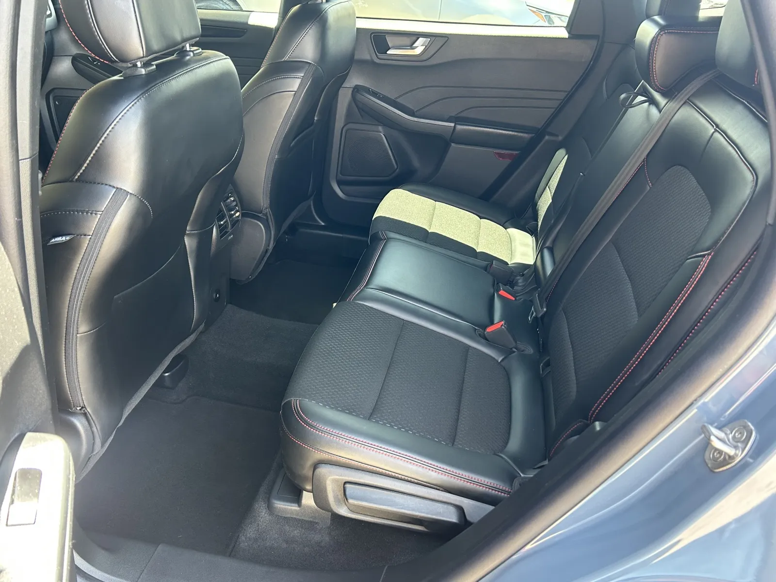 Ford Escape photo 41