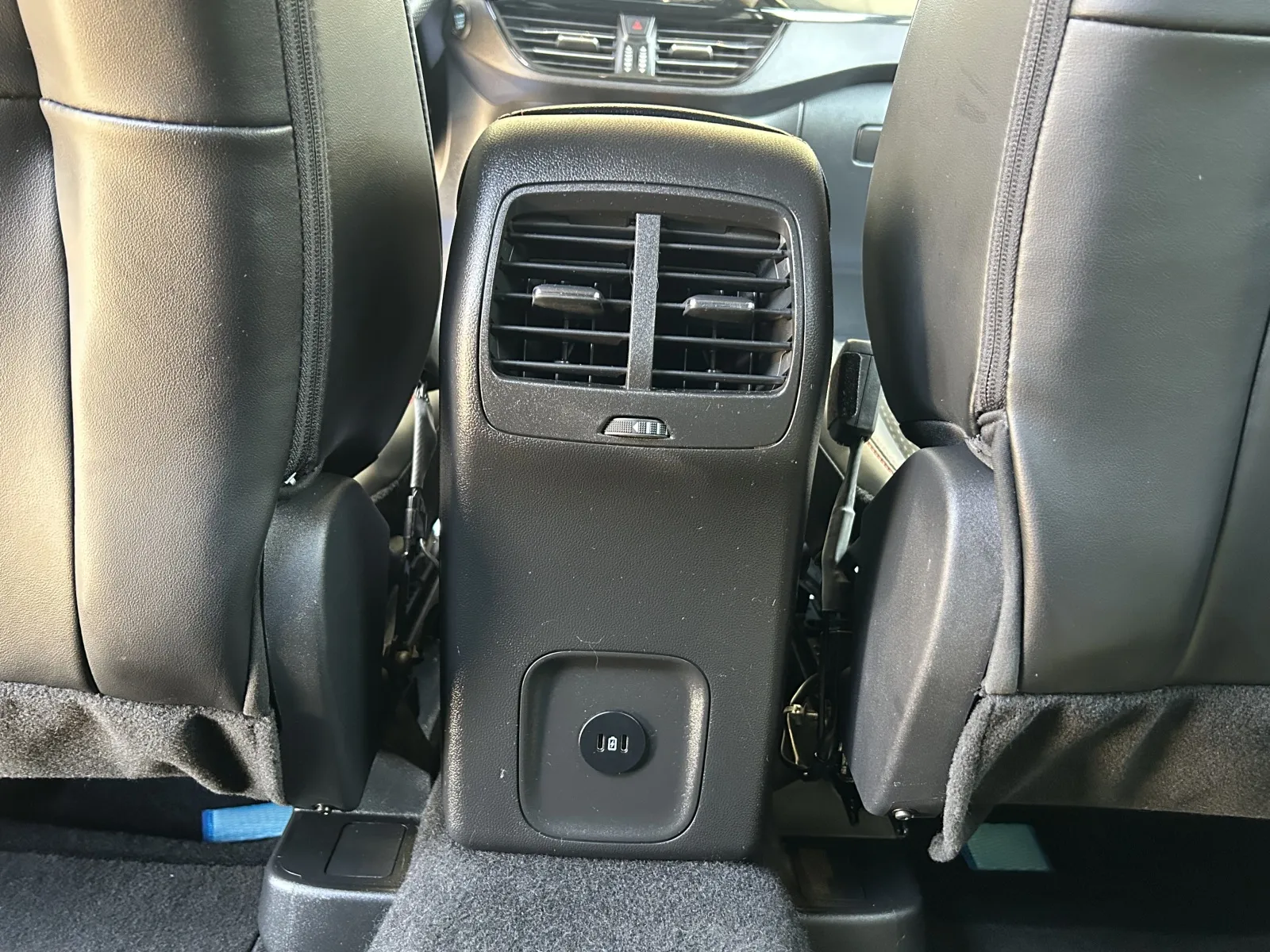 Ford Escape photo 42