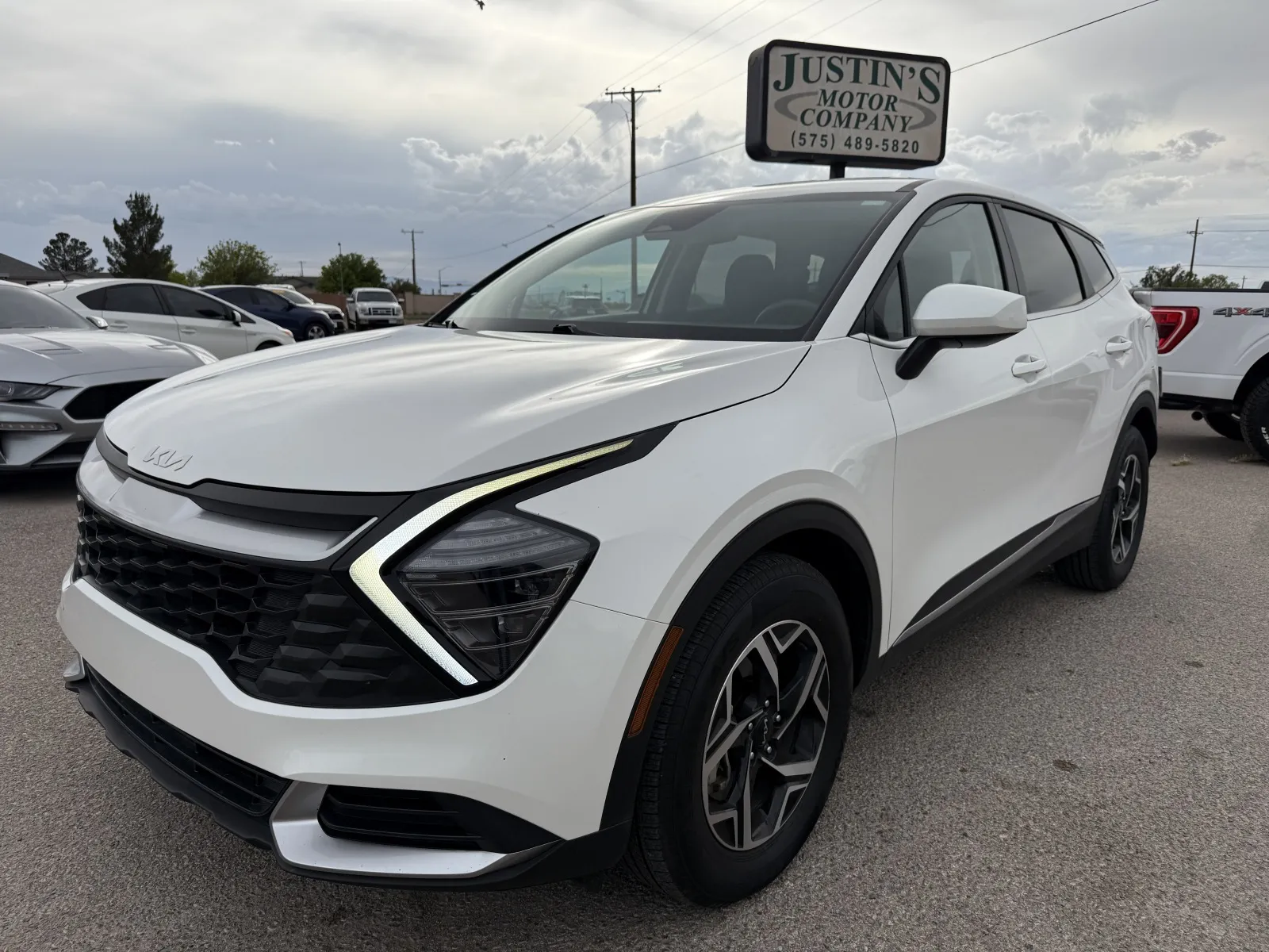 White 2025 KIA SPORTAGE LX for sale in Alamogordo, NM