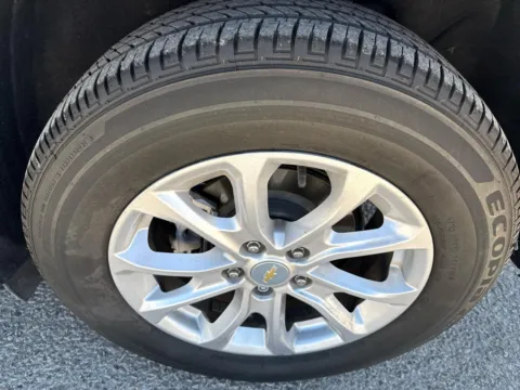 More photos of 2019 CHEVROLET EQUINOX LS at Justin's Motor Company, NM