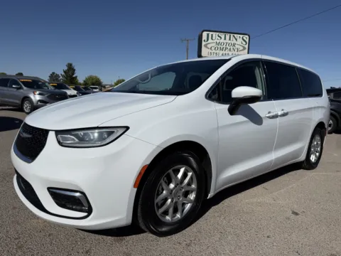 White 2023 CHRYSLER PACIFICA TOURING L for sale in Alamogordo, NM