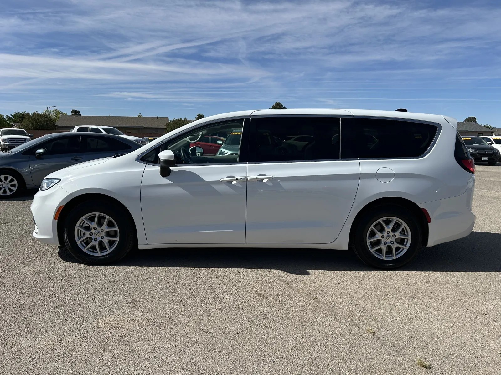 Photos of 2023 CHRYSLER PACIFICA TOURING L for sale in Alamogordo, NM at Justin's Motor Company